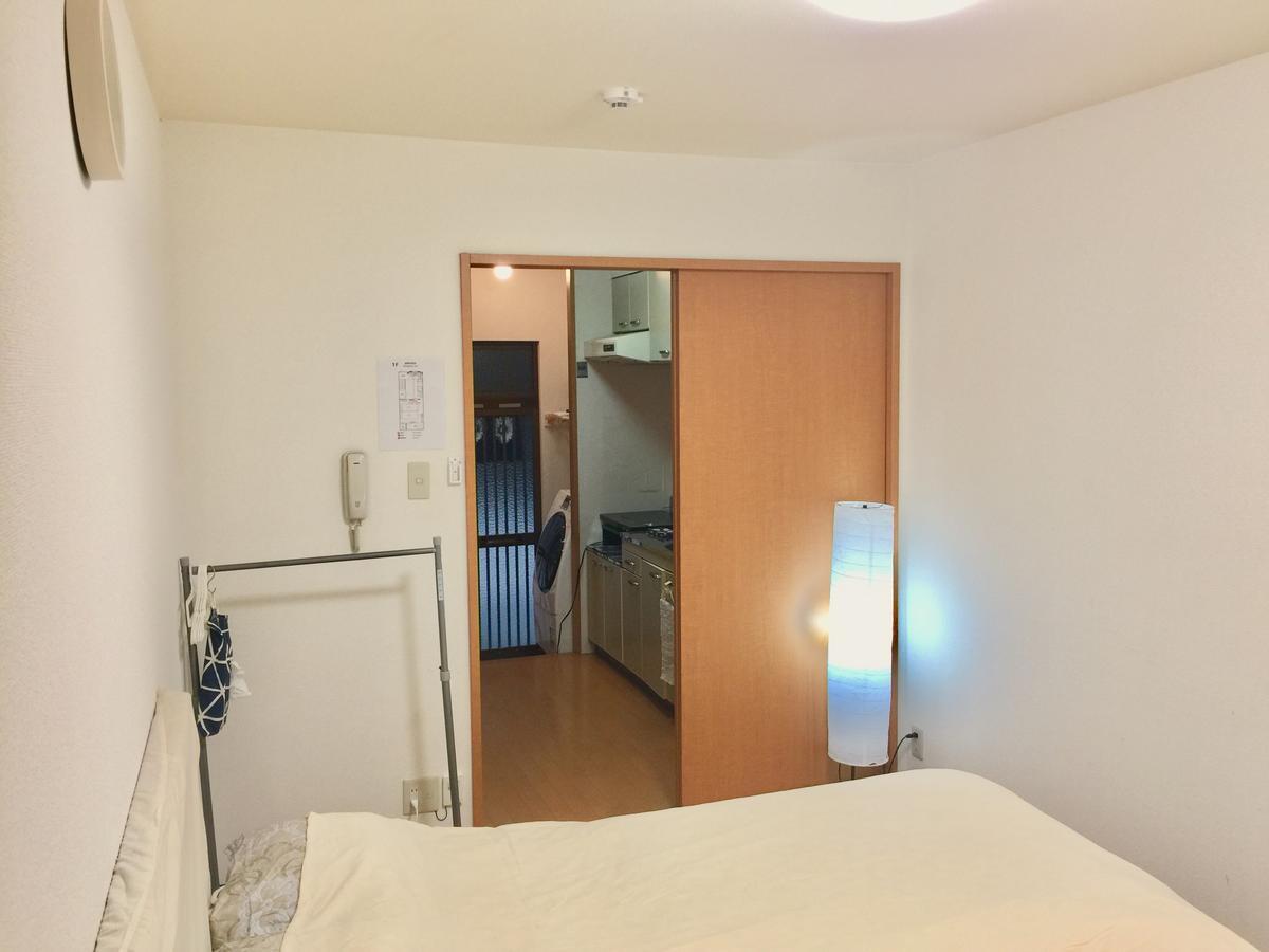 Central Osaka House Umeda Namba Екстер'єр фото