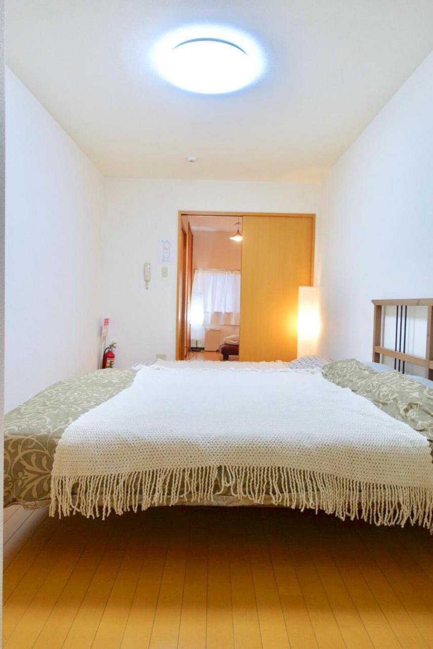 Central Osaka House Umeda Namba Екстер'єр фото