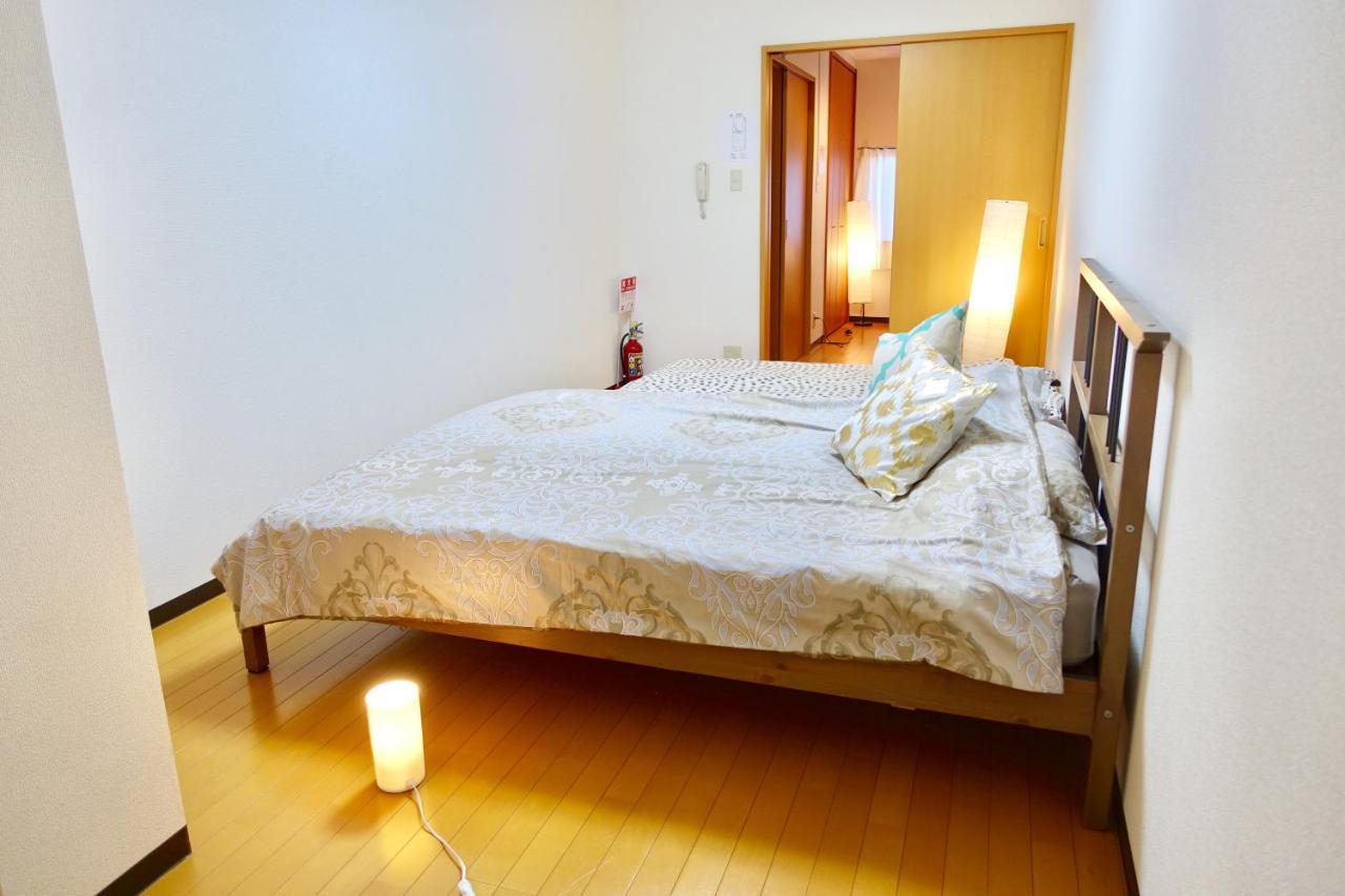 Central Osaka House Umeda Namba Екстер'єр фото